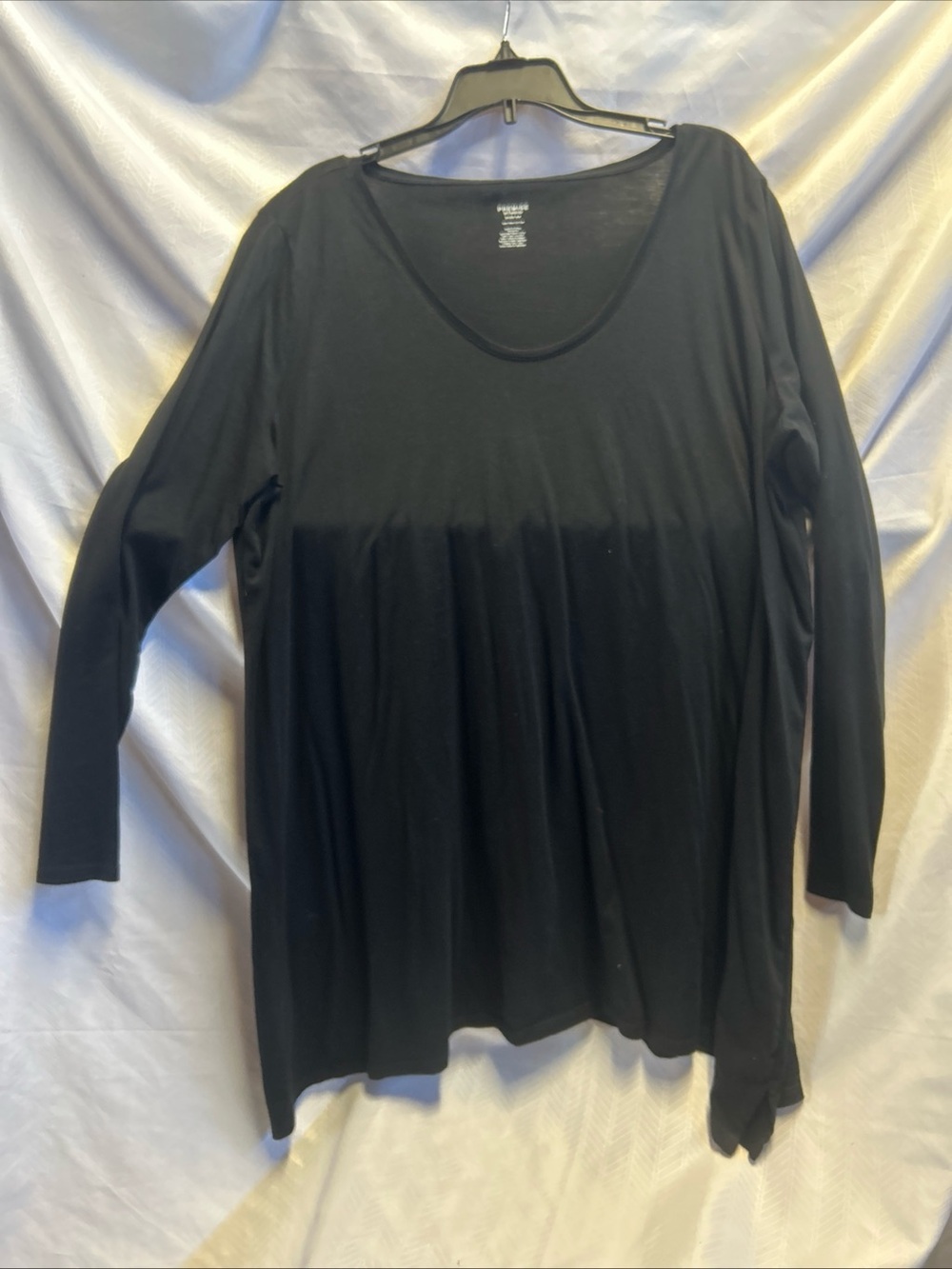 Promise Black Long Sleeve scoop Neck Top. SZ OX